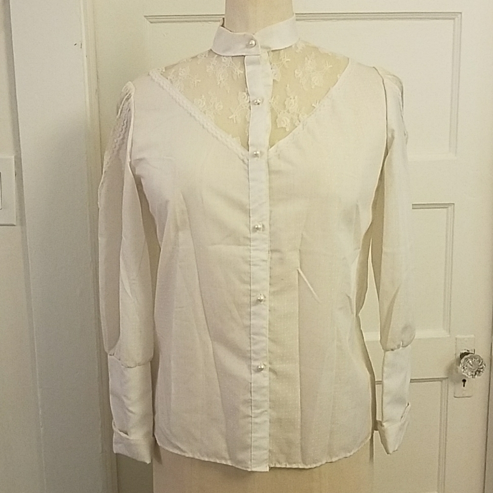 VINTAGE Lace Blouse with Pearl Buttons